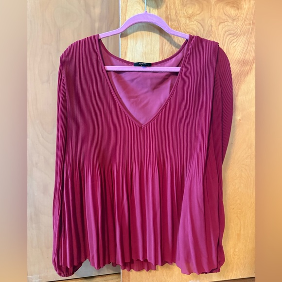 Quince Tops - Quince Pleated V-Neck Top in Deep Burgundy